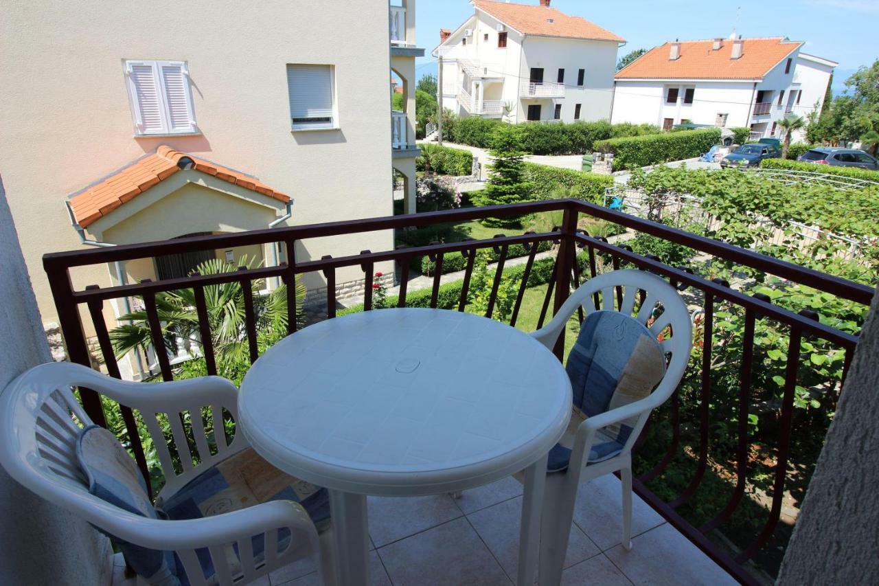 Apartment Arnie Njivice Luaran gambar