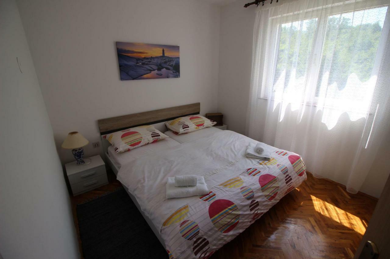 Apartment Arnie Njivice Luaran gambar