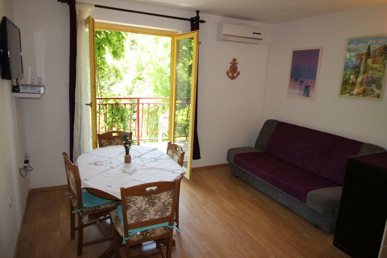 Apartment Arnie Njivice Luaran gambar